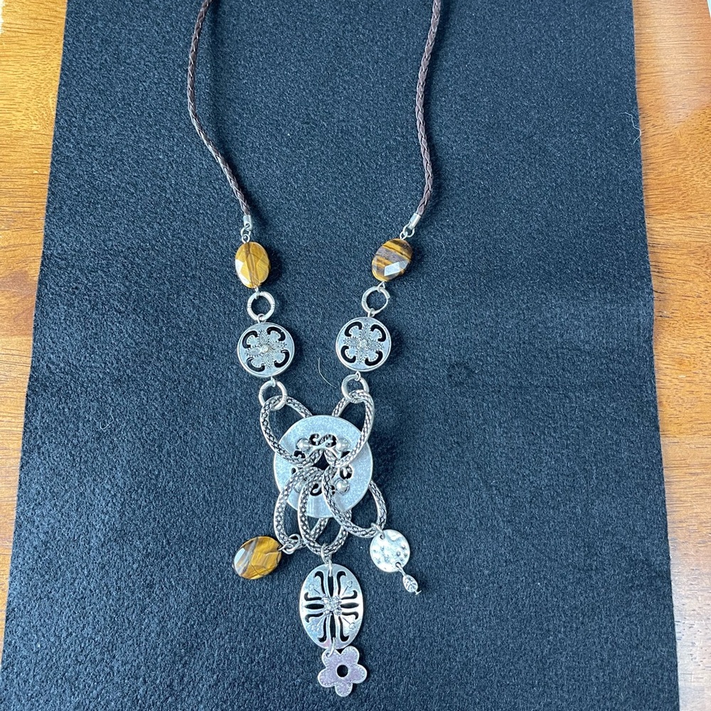 Silver and Brown Pendant Necklace
